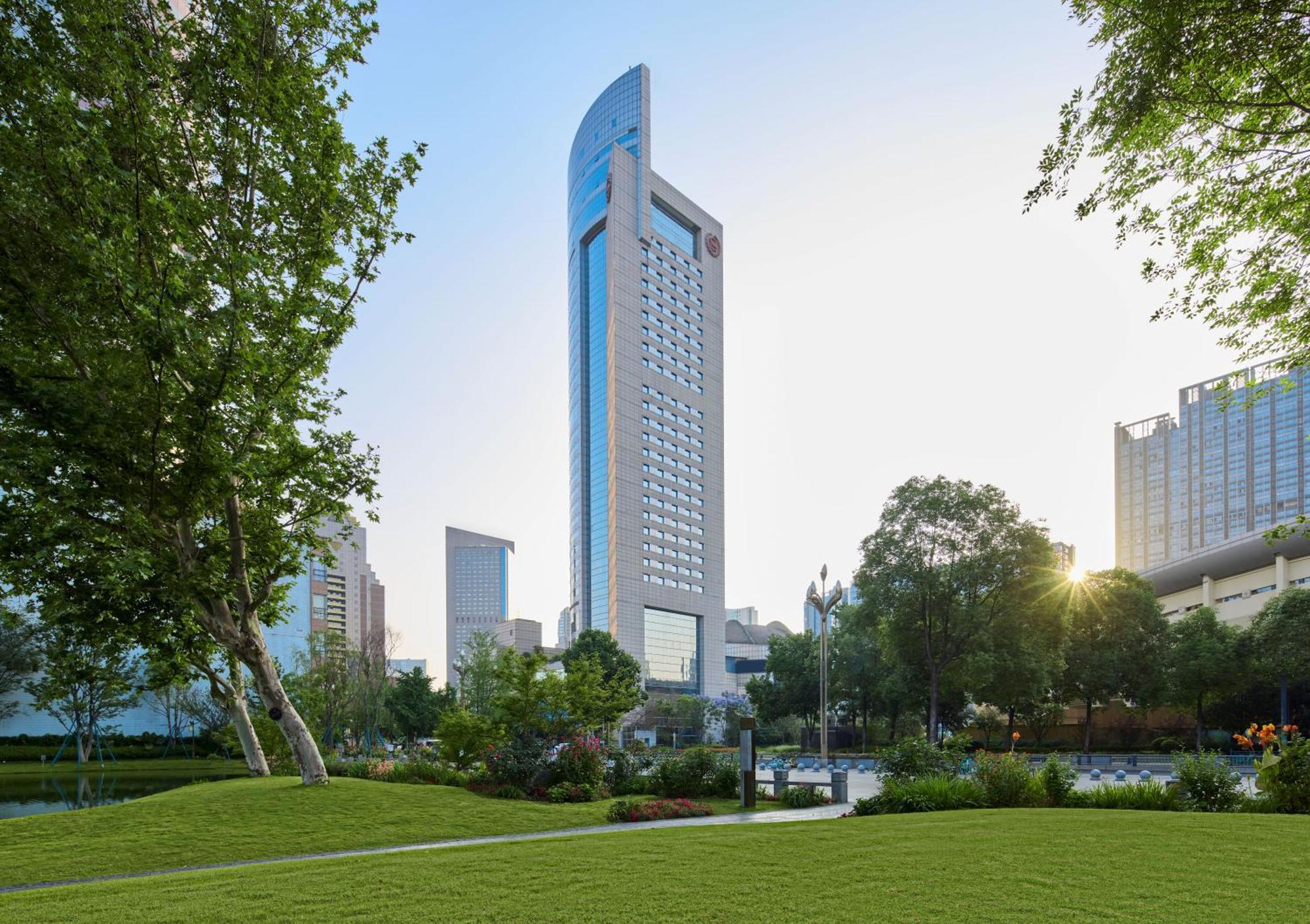 Sheraton Chengdu Lido Hotel Exterior foto